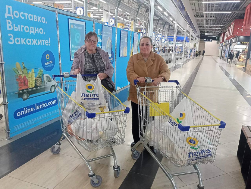 Помогаем нашим подопечным