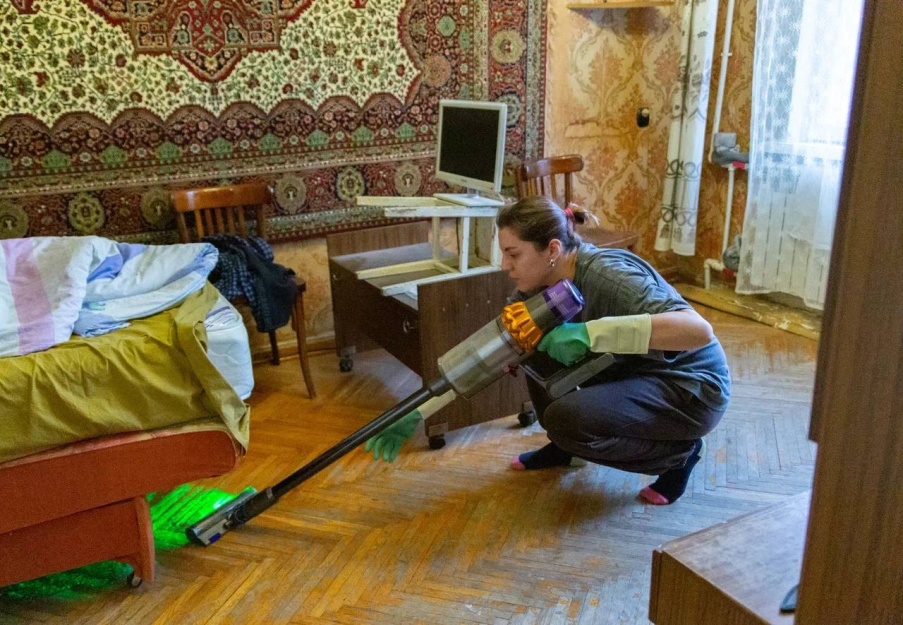 Помогаем Валерию Данииловичу