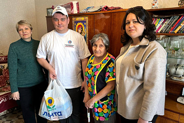 Помогаем нашим подопечным